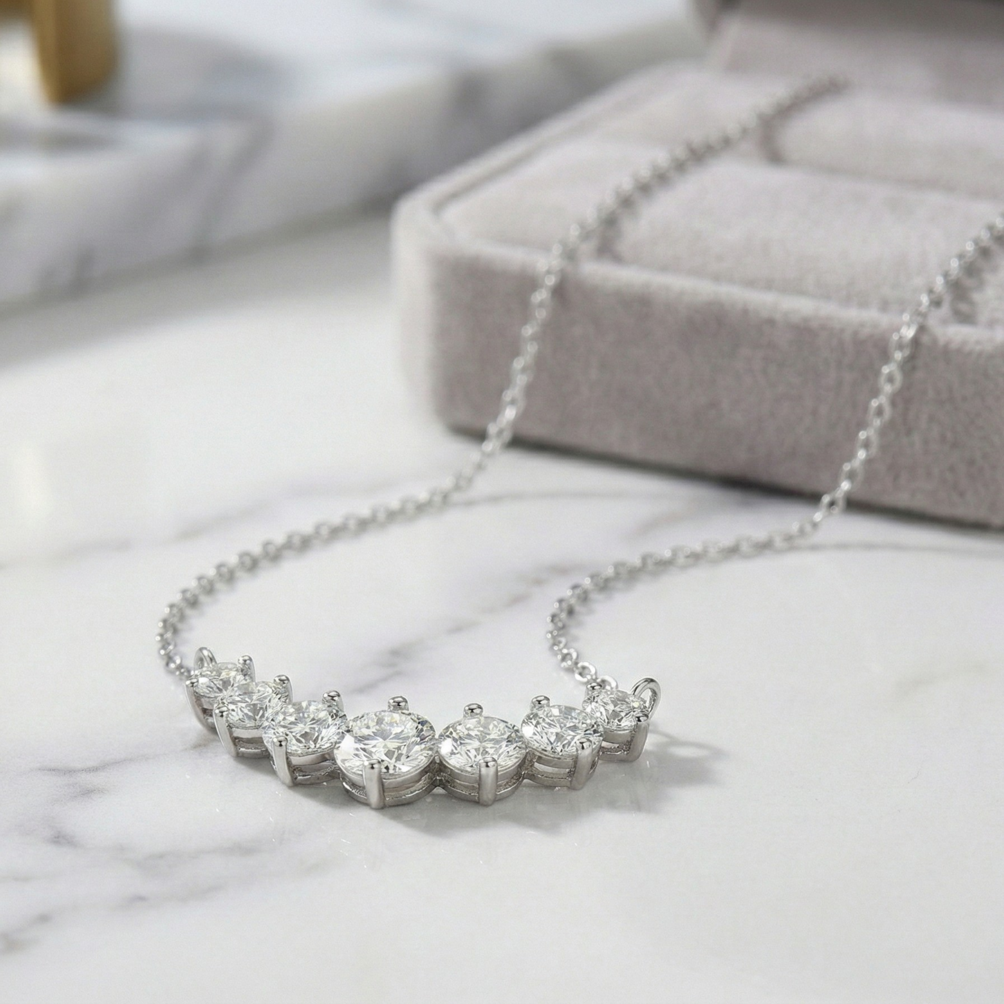 וולורה לומינה